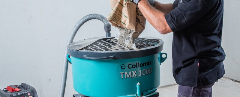 TMX 1000: mit Vorrichtung zur Staubabsaugung, für staubarmes Einfüllen des Pulvermaterials in den Mischer