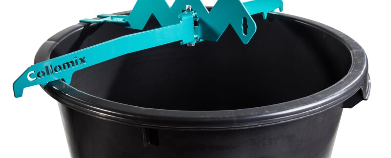 Big Sharky: Reißleiste öffnet Materialsäcke ohne Messer, auf Eimern mit größerem Durchmesser